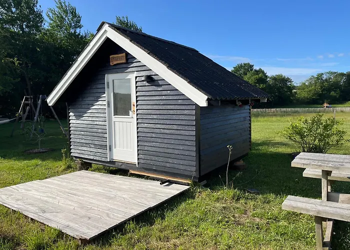 Hyggelig I Landlig Idyl Camping *